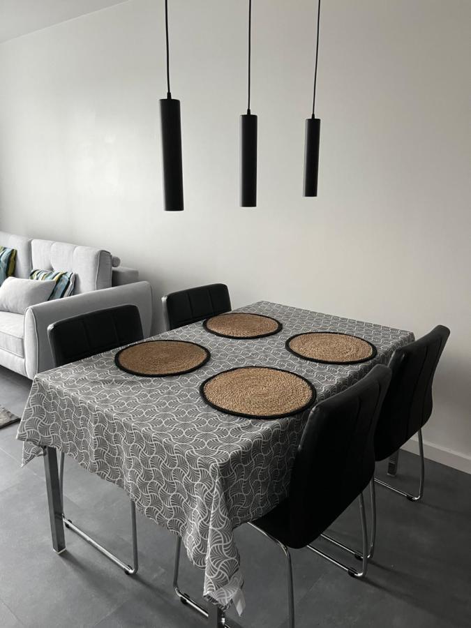 Apartament Bazantow 26 Katowice Bagian luar foto