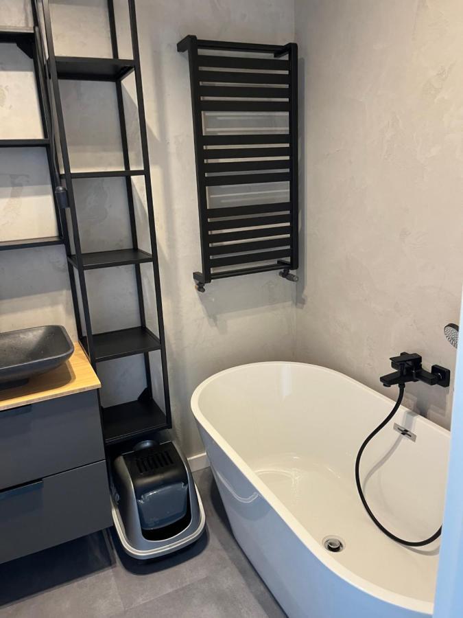 Apartament Bazantow 26 Katowice Bagian luar foto